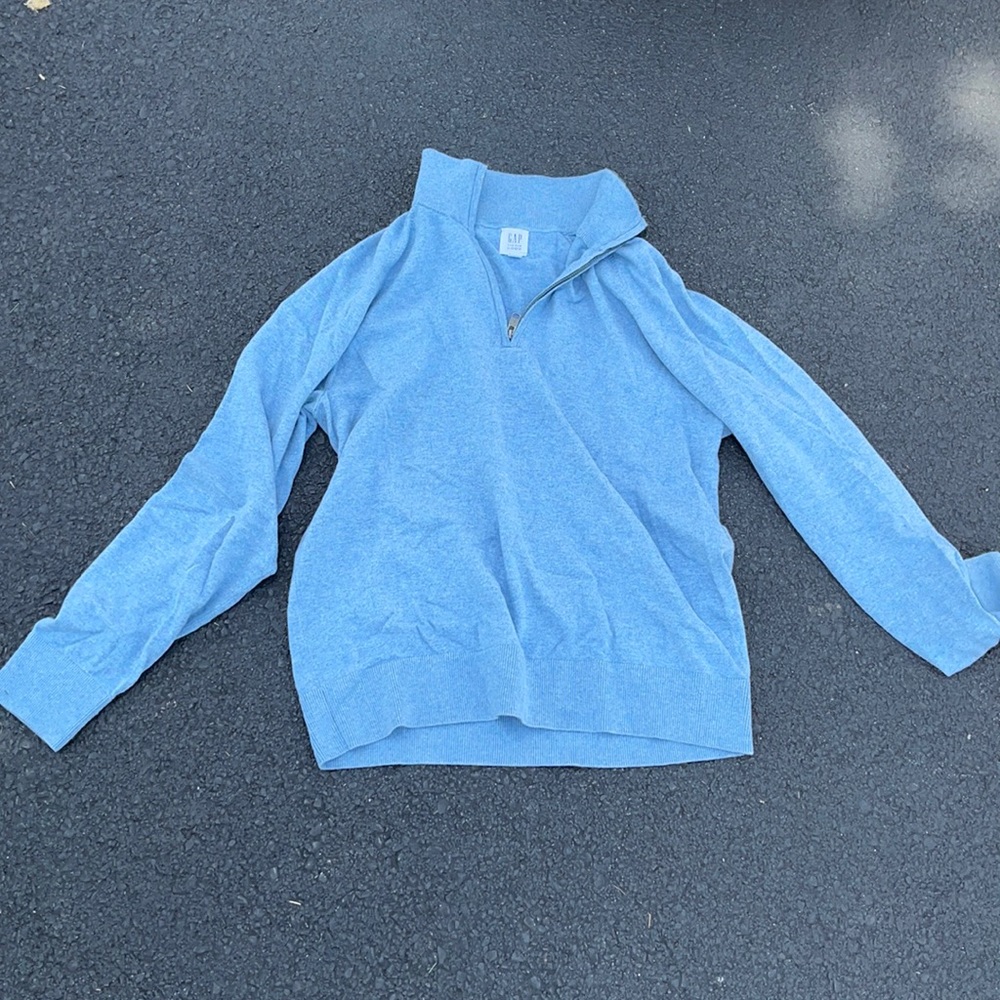 Gap - Zip up sweater, great condition